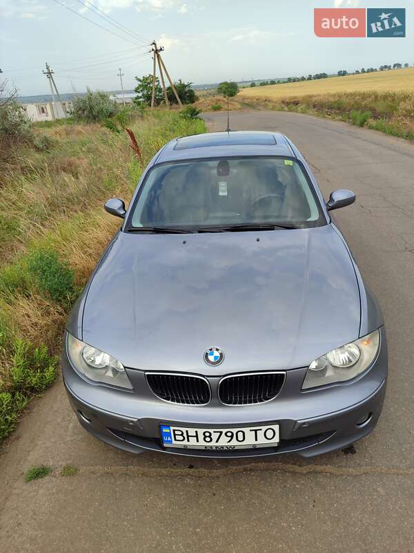 Bmw 1 series (2006)