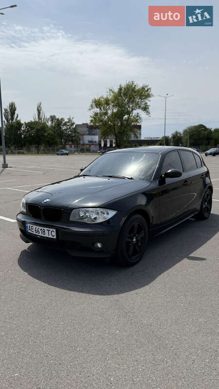 Bmw 1 series (2006)
