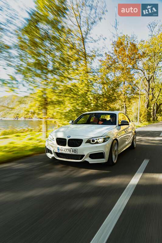 Bmw 2 series (2016)