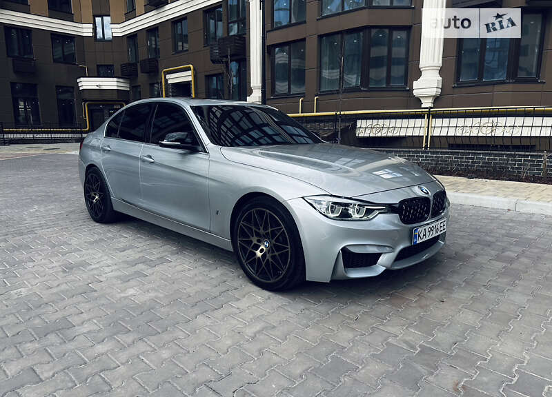Bmw 330e (2017)