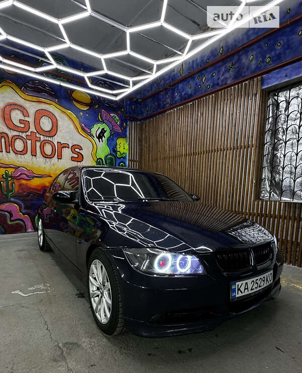 Bmw 330xi (2005)