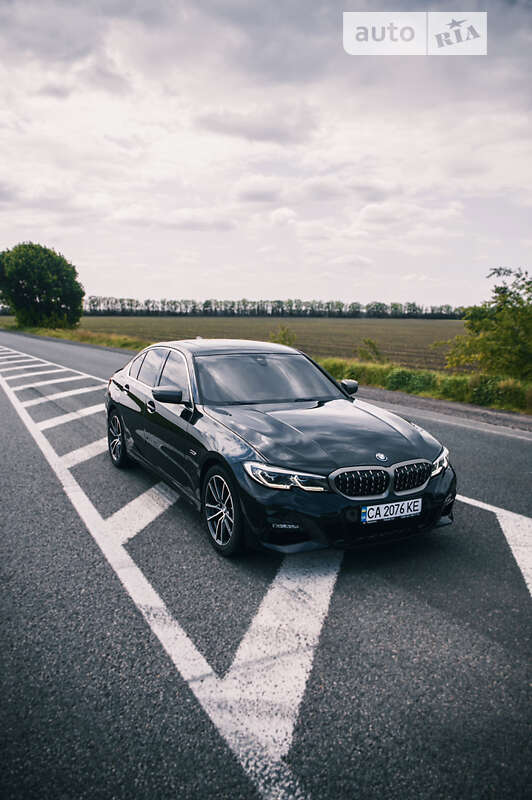 Bmw 330e (2022)