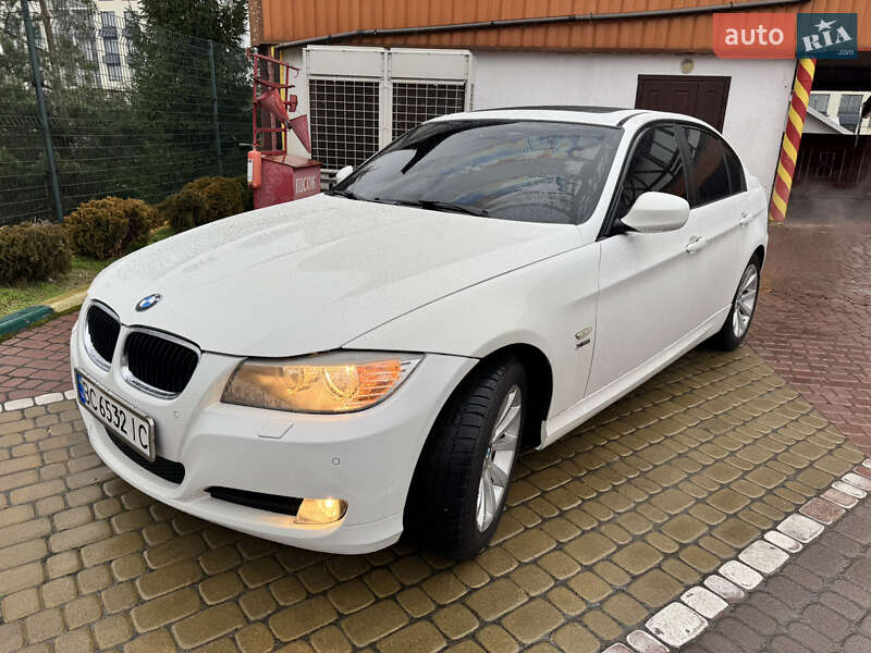 Bmw 3 series (2010)