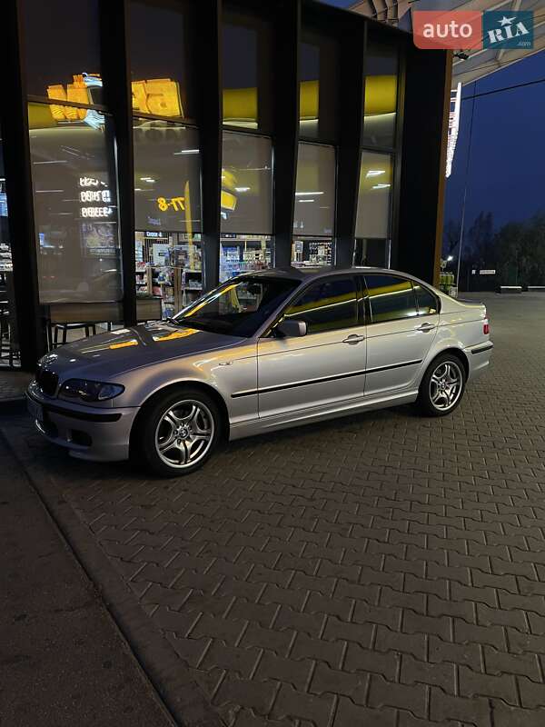 Bmw 3 series (2003)