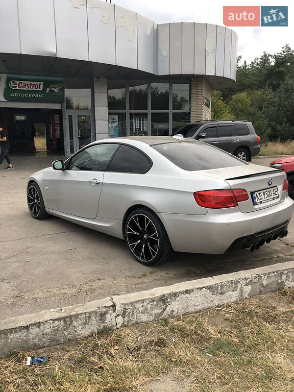 Bmw 3 series (2010)