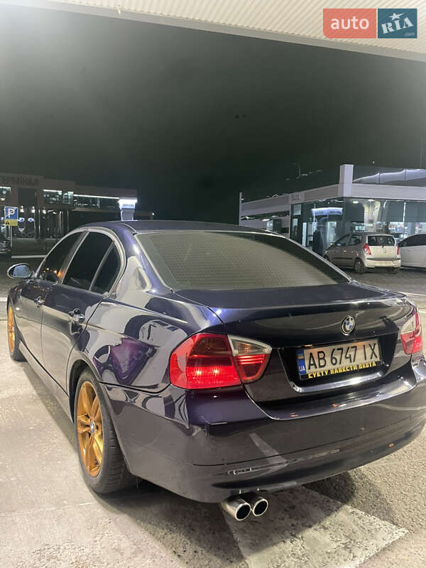 Bmw 3 series (2005)