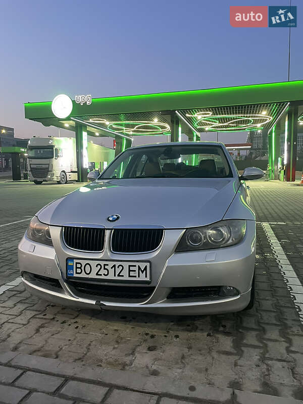 Bmw 3 series (2005)