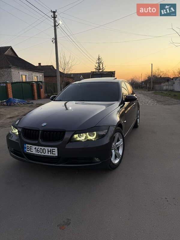 Bmw 3 series (2005)