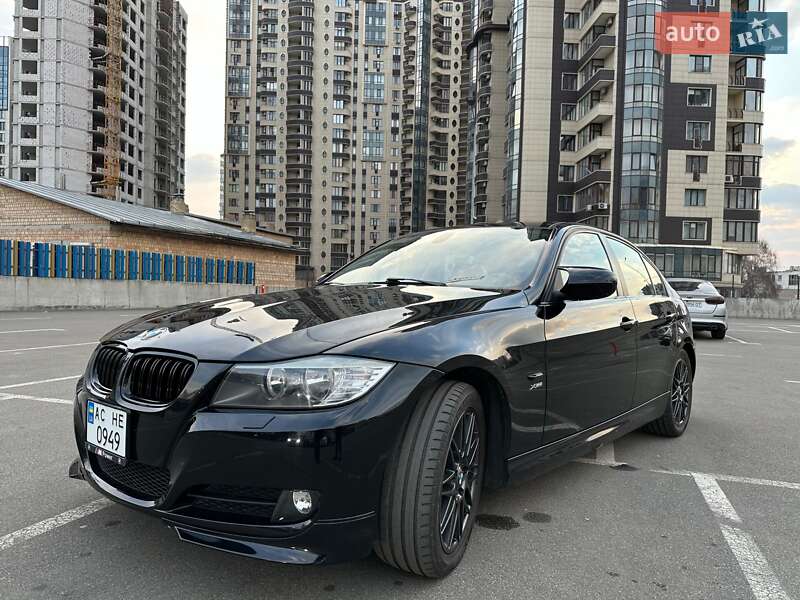 Bmw 3 series (2010)
