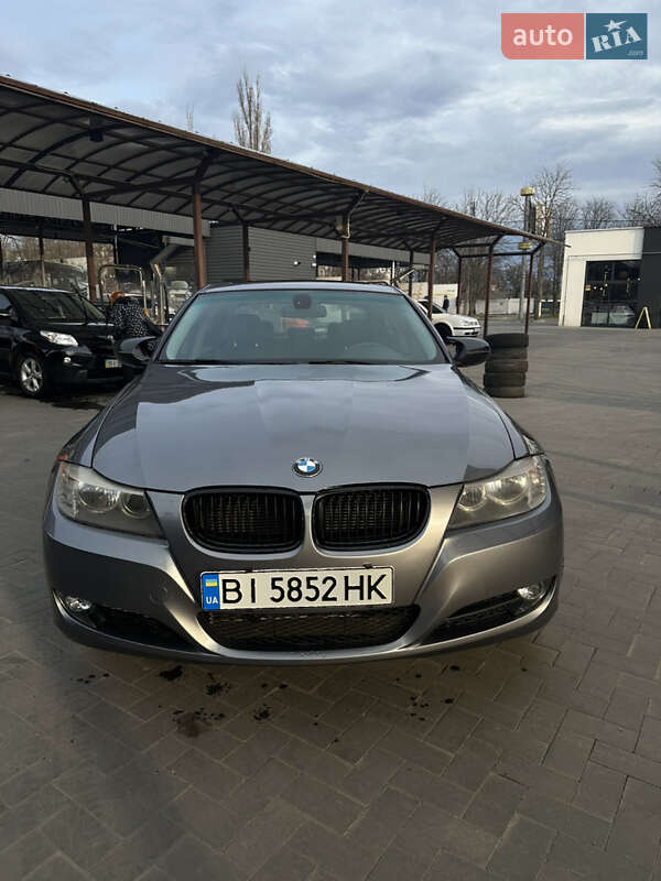 Bmw 3 series (2010)