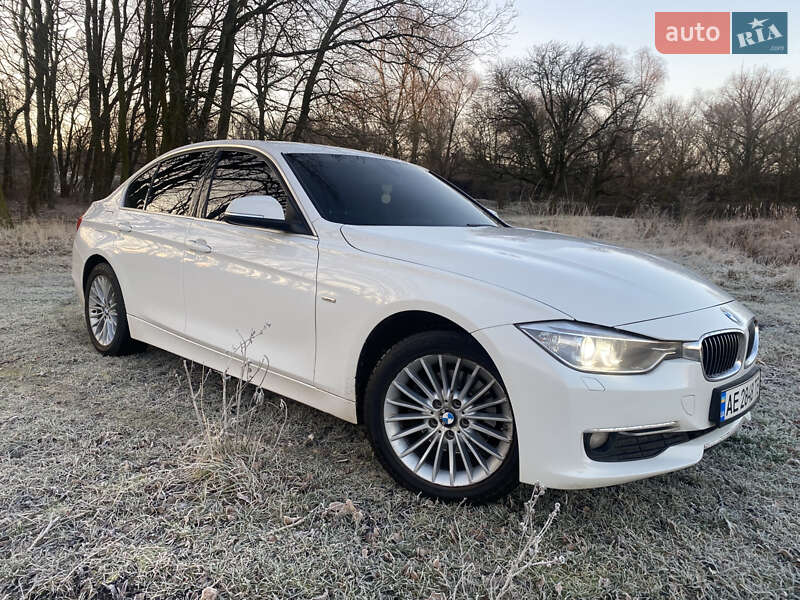 Bmw 3 series (2012)
