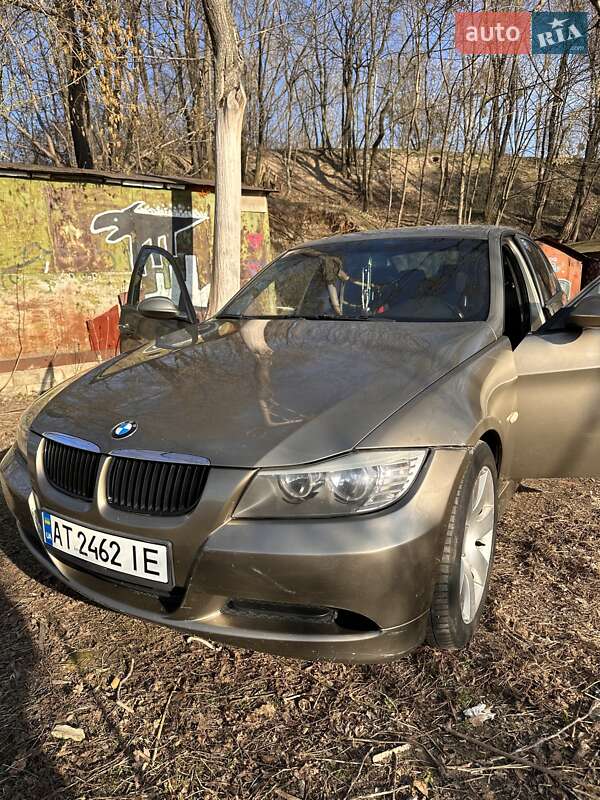 Bmw 3 series (2005)