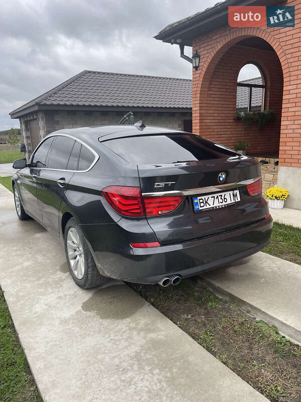 Bmw 5 series gt (2010)