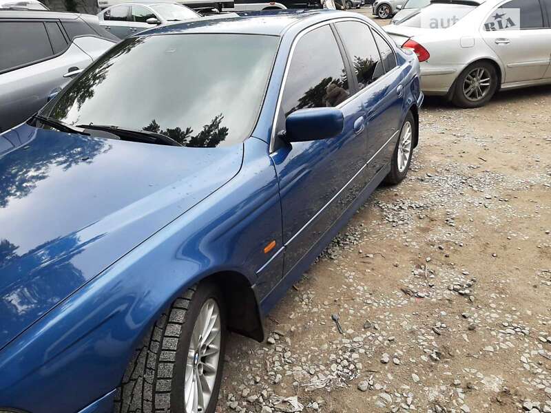 Bmw 520i (2001)