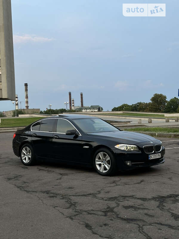 Bmw 528 (2012)