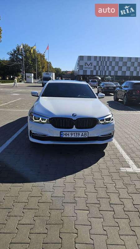 Bmw 530e (2017)