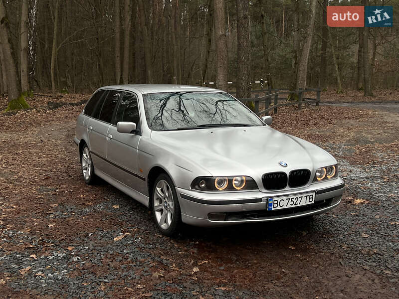 Bmw 528i (1999)