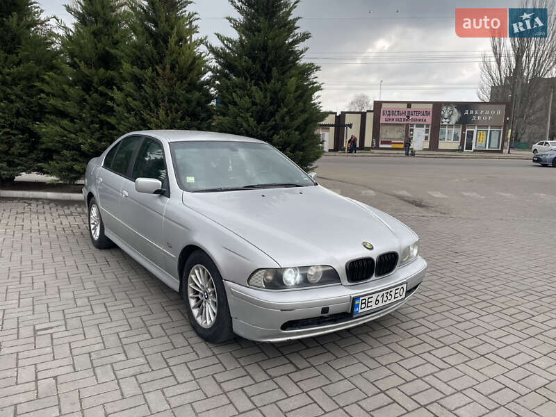 Bmw 5 series (2001)