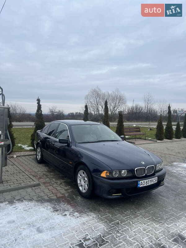 Bmw 5 series (2001)