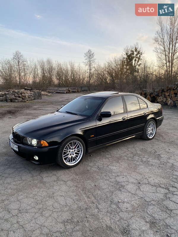 Bmw 5 series (2000)