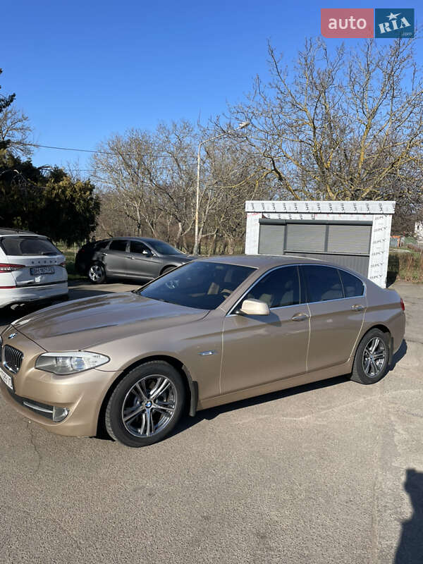 Bmw 5 series (2012)