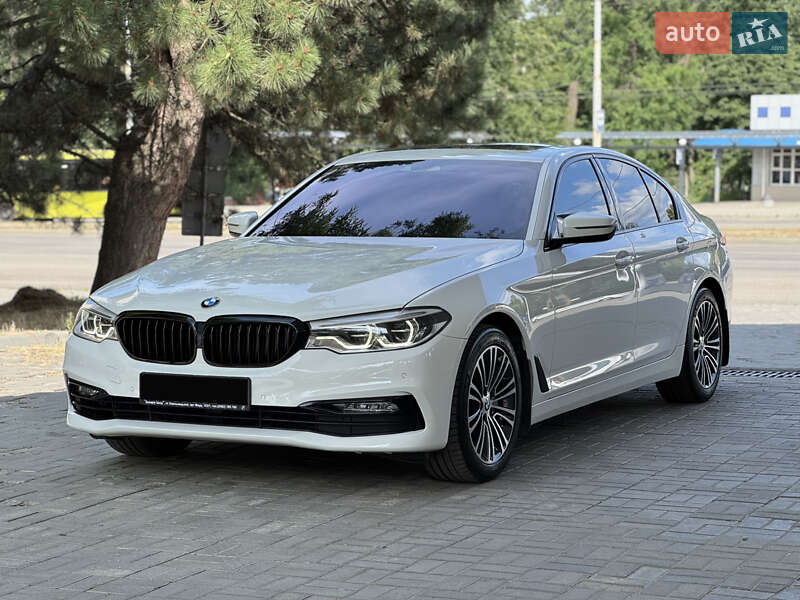 Bmw 5 series (2019)