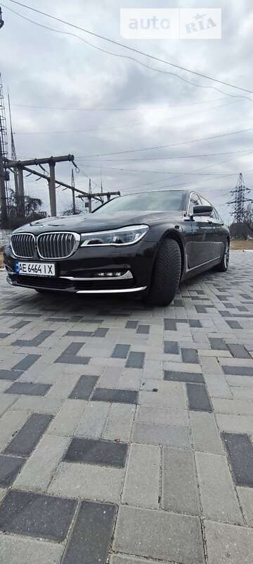Bmw 750li (2017)