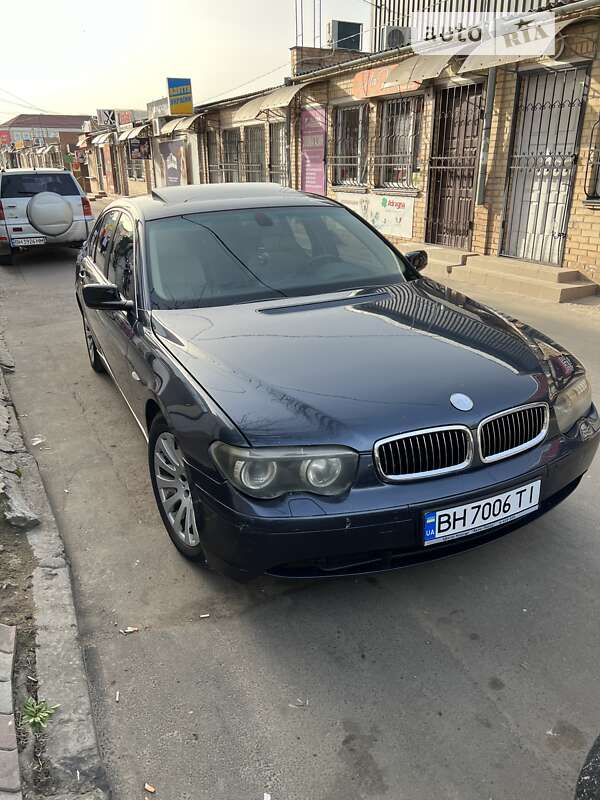 Bmw 745i (2001)