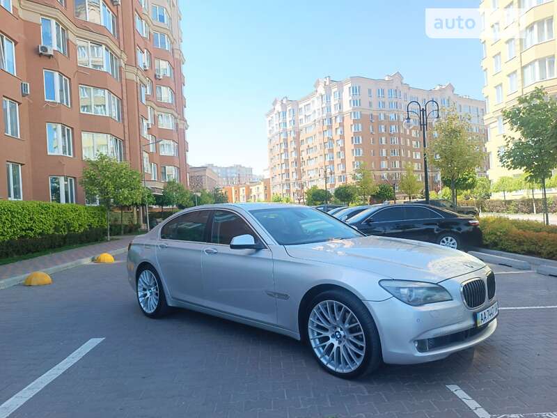 Bmw 730d (2010)
