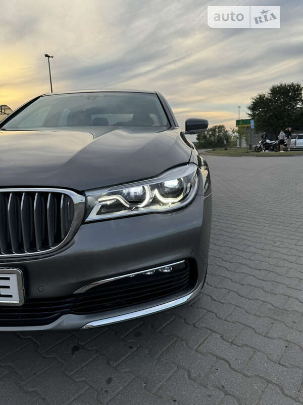 Bmw 7 series (2018)