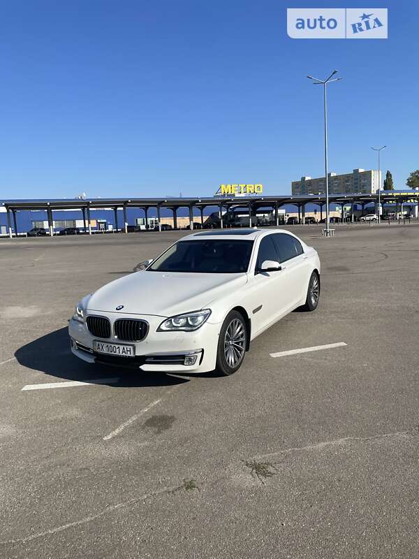 Bmw 7 series (2012)