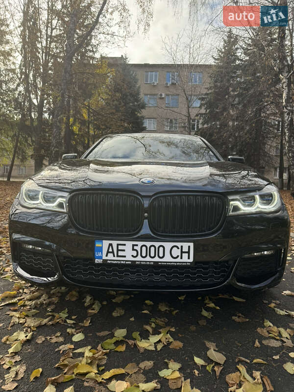 Bmw 7 series (2016)