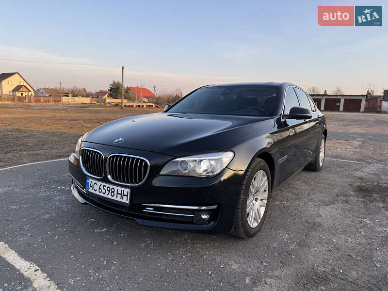 Bmw 7 series (2012)
