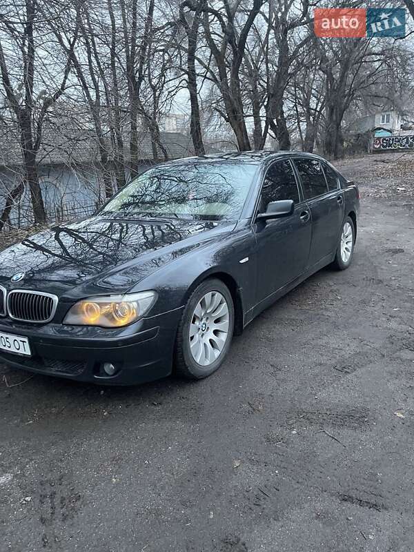 Bmw 7 series (2006)