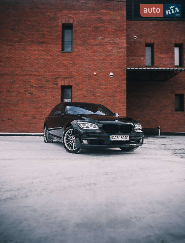 Bmw 7 series (2012)