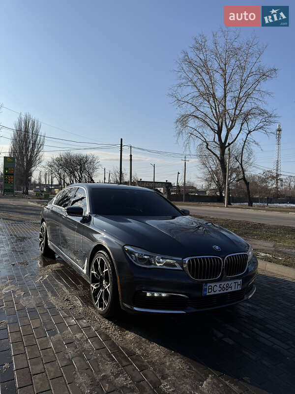 Bmw 7 series (2016)