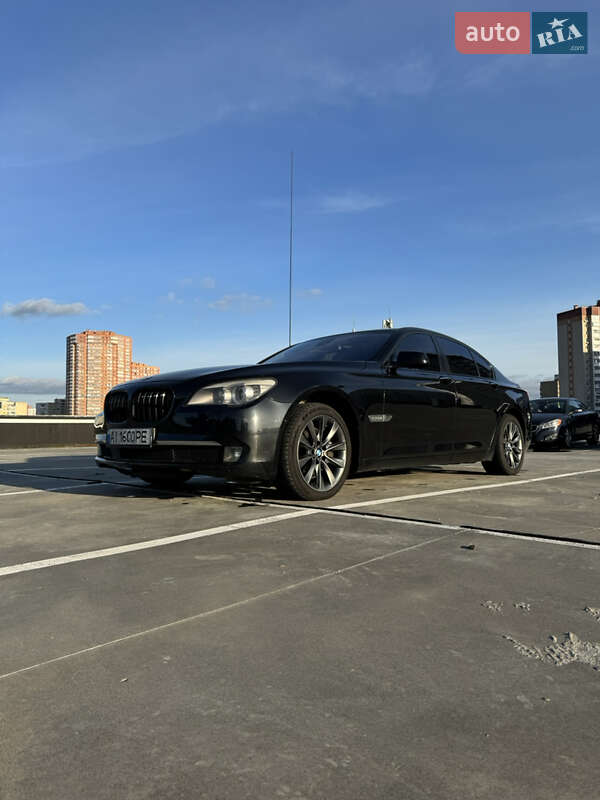 Bmw 7 series (2012)