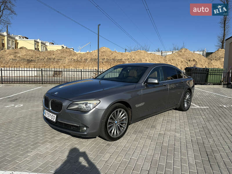 Bmw 7 series (2011)