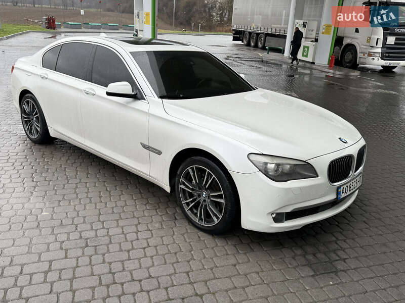 Bmw 7 series (2011)