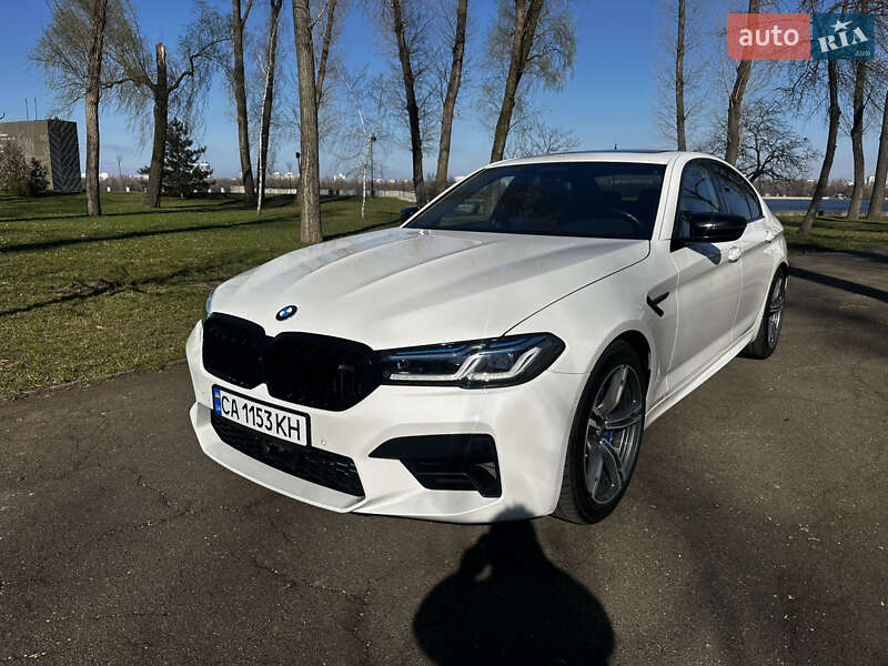Bmw M5 (2023)
