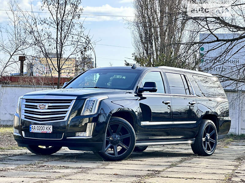 Cadillac Escalade (2015)