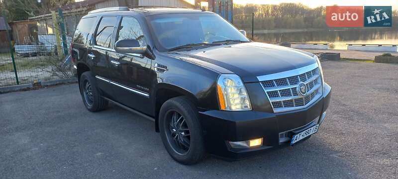 Cadillac Escalade (2011)