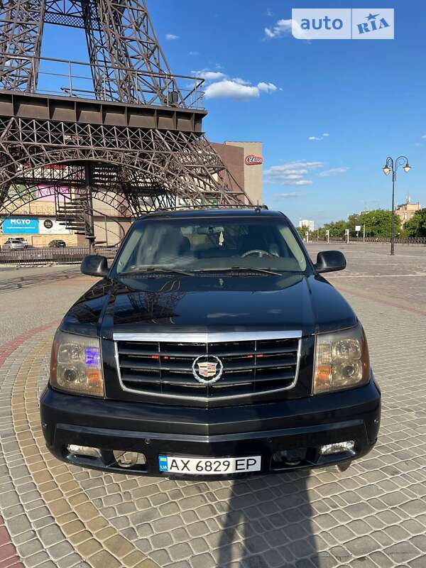 Cadillac Escalade (2002)