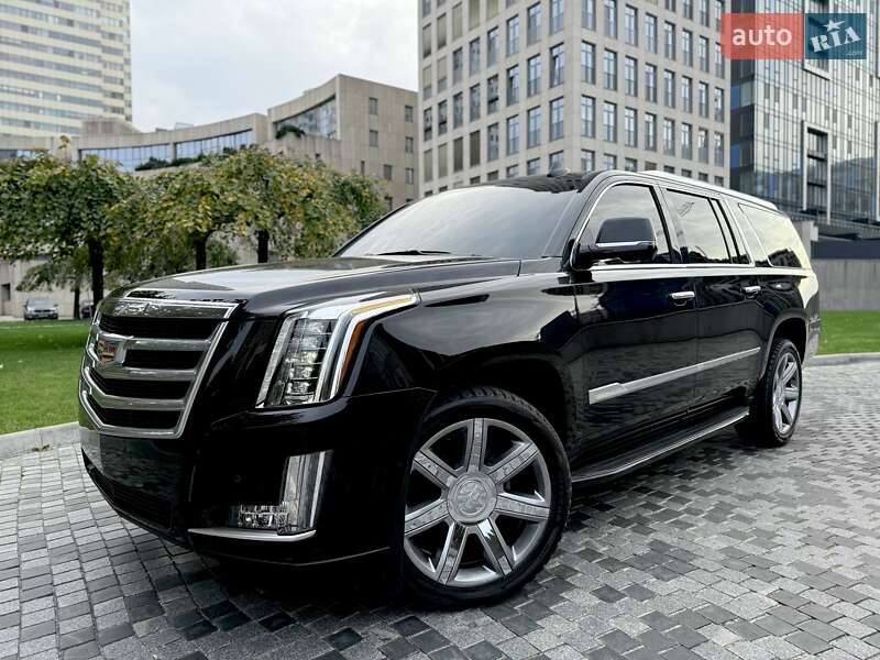 Cadillac Escalade (2016)
