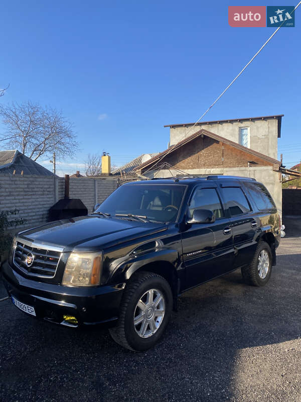 Cadillac Escalade (2002)