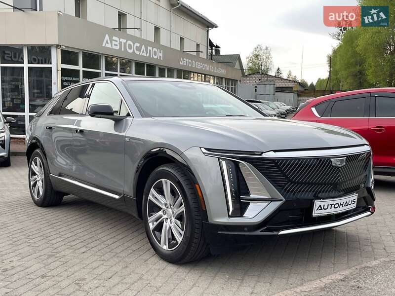 Cadillac Lyriq (2023)