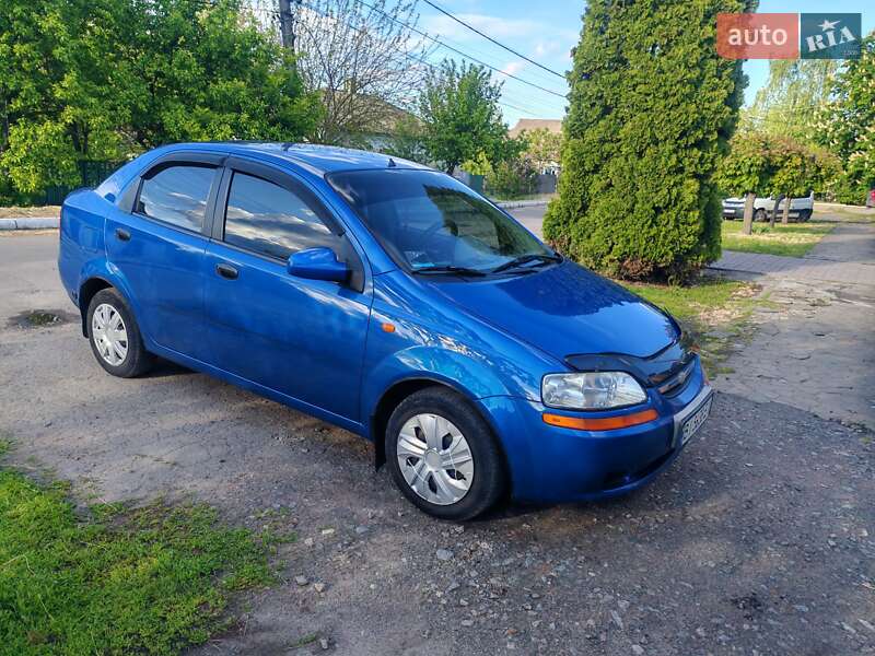 Chevrolet Aveo (2005)