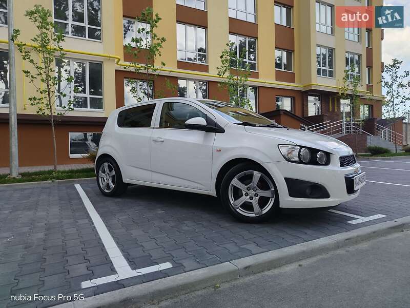 Chevrolet Aveo (2012)