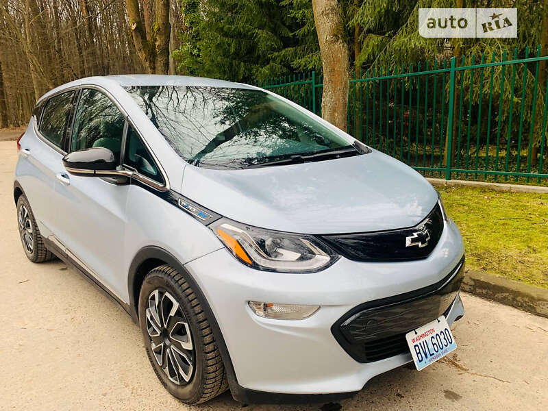 Chevrolet Bolt ev (2017)