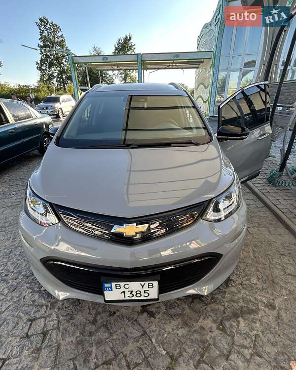 Chevrolet Bolt ev (2020)
